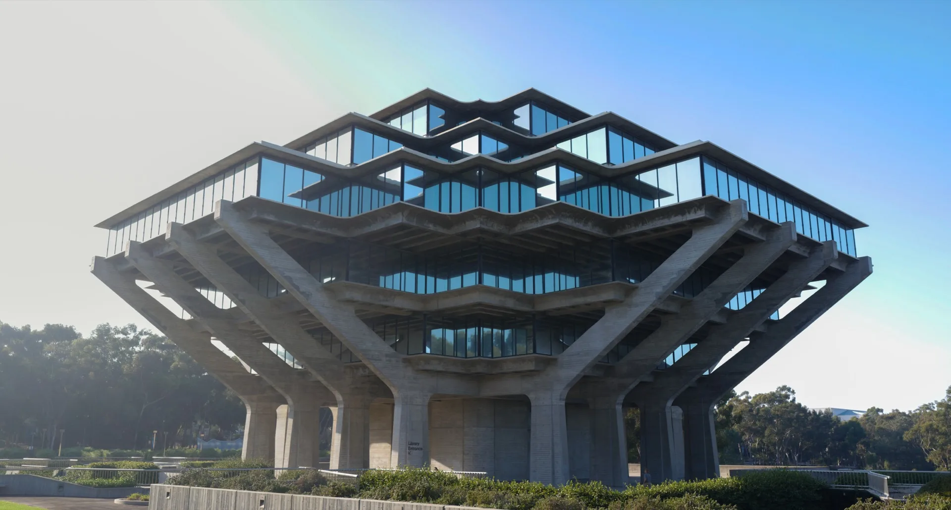Geisel Library on the UC San Diego campus